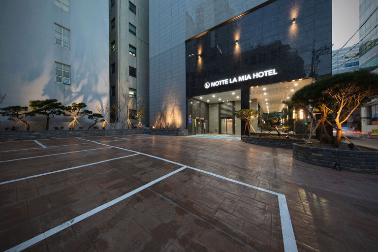 Exterior & Views 5, Notte La Mia Hotel, Dong