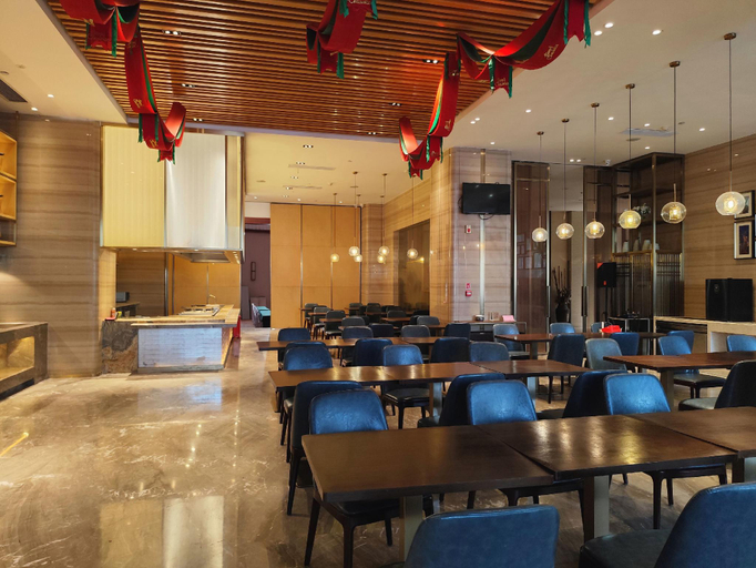 Food & Drinks 5, New Land Hotel, Wuhan