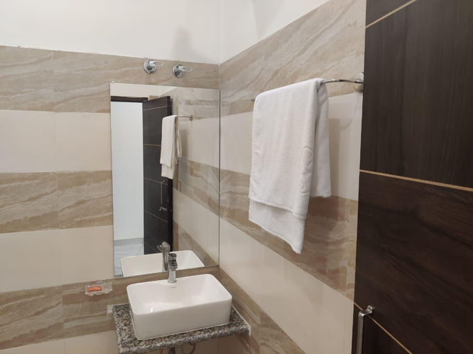 Bathroom, ROYAL GREENS CELEBRATE in STYLE, Saharanpur