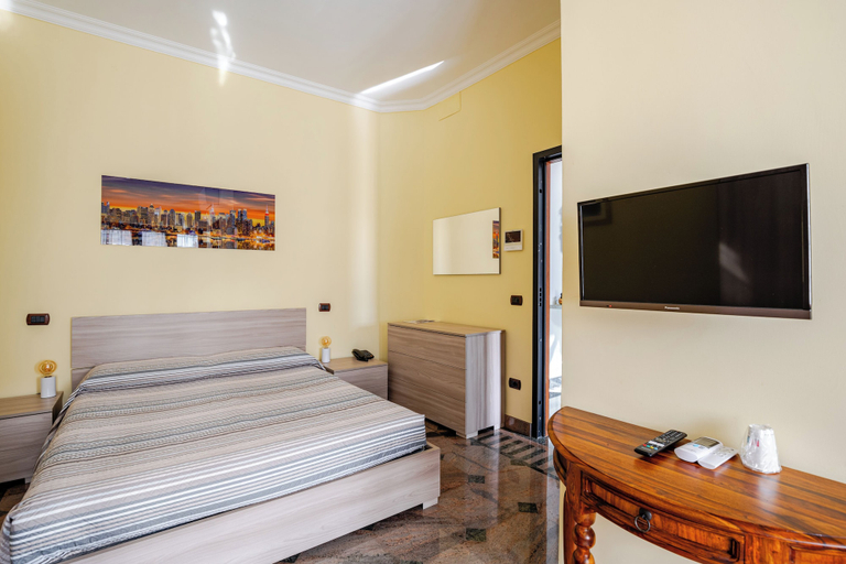 Bedroom 4, castelbarco house, Rome