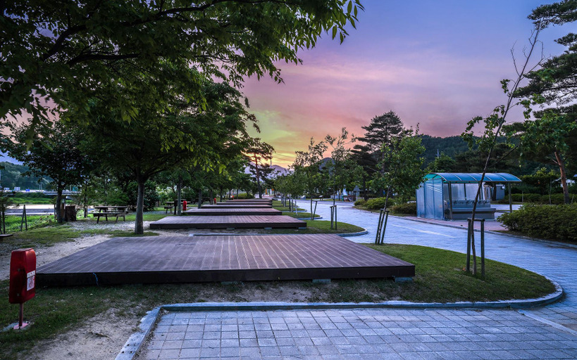 Others 4, Goseong Songjeong Village Tree Flower Auto Camping Site, Goseong