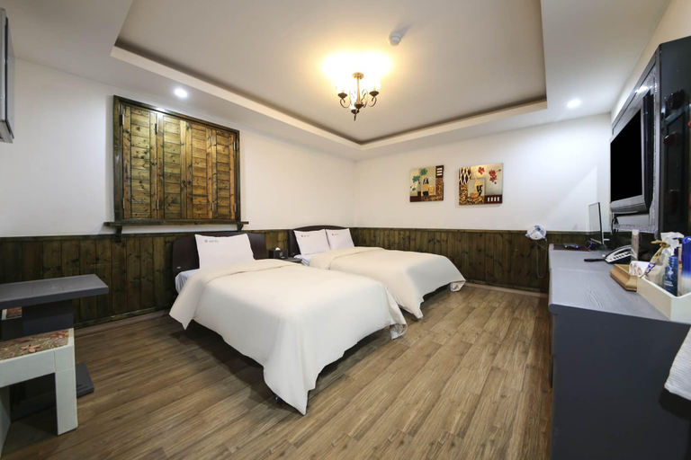 Bedroom 3, Yesan (Deoksan) T Spa Hotel, Yesan