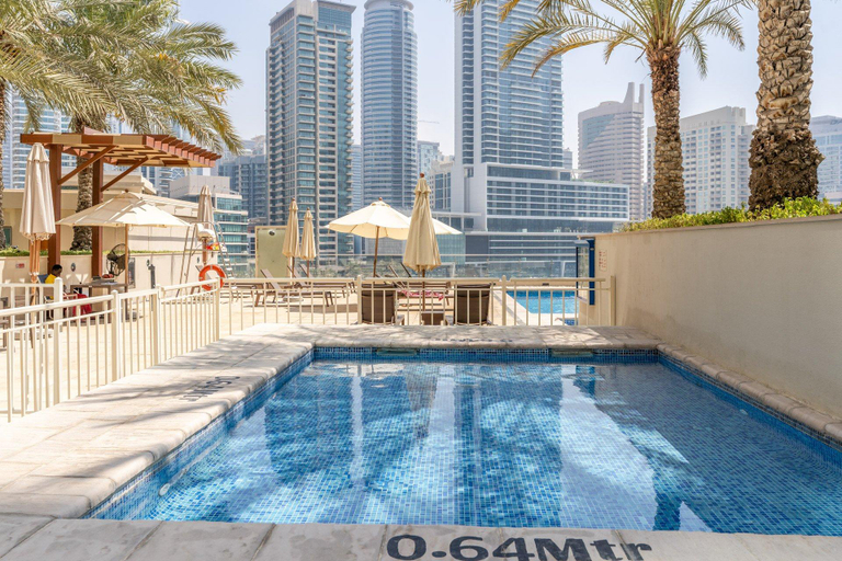 Sport & Beauty 2, GuestReady - 2BR Bohemian Apt with Marina View, Dubai