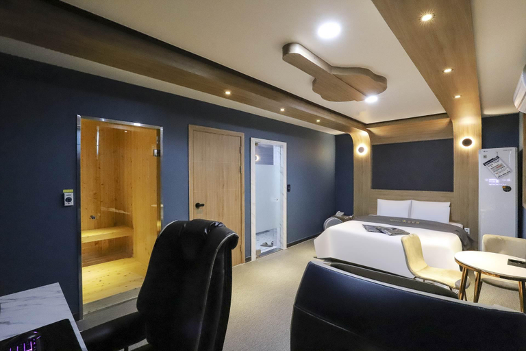 Bedroom 2, Seocheon Cheongdam Sol Plus Hotel, Seocheon