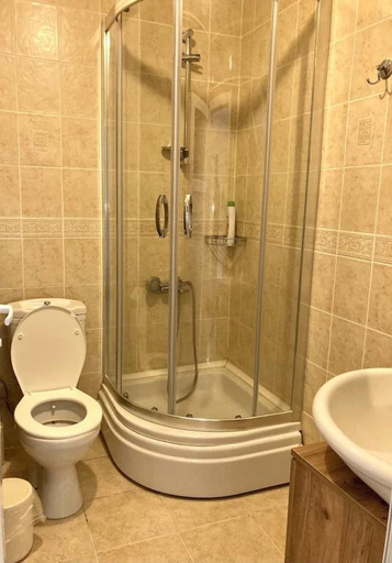 Bathroom, Urla Bella, Urla