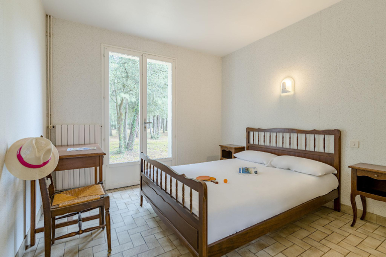 Bedroom, Azureva Longeville-sur-Mer, Vendée