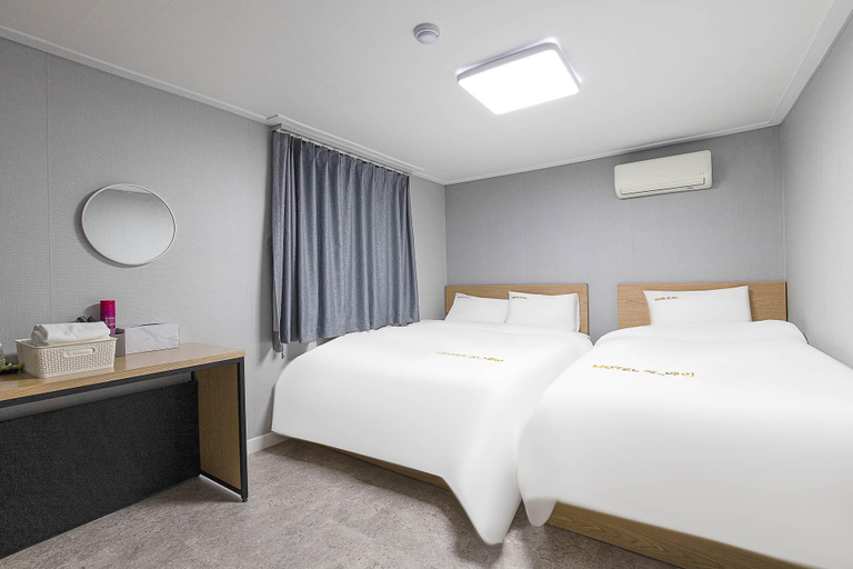 Bedroom 3, Incheon (East Incheon) Good Day, Jung