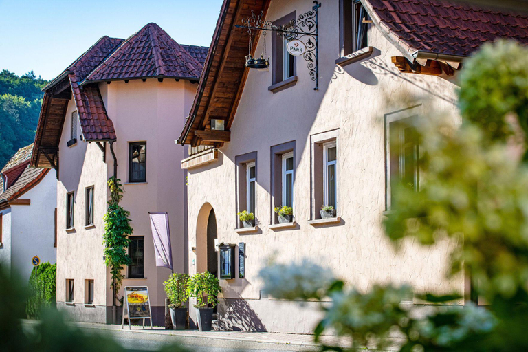 Exterior & Views 1, Landgasthaus zur Krone, Südwestpfalz