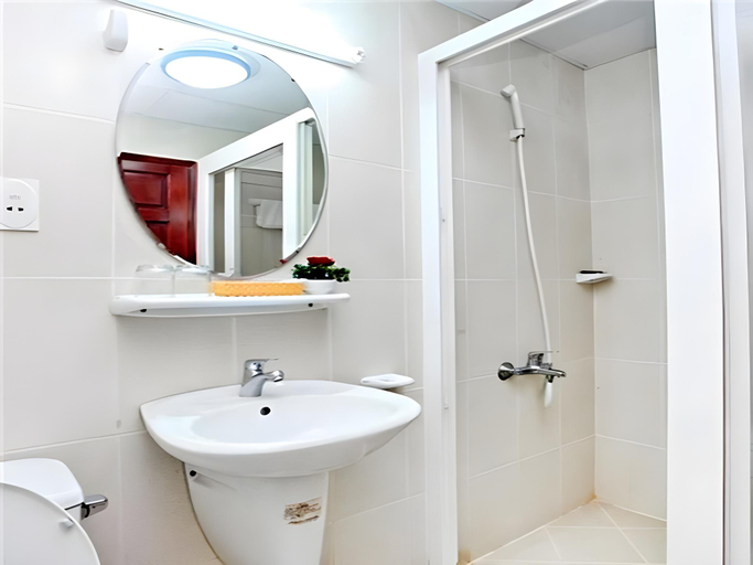 Bathroom, Blue Sea Hotel, Vũng Tàu