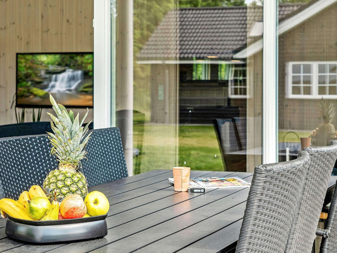 Food & Drinks 4, Holiday Home in Grenaa, Norddjurs
