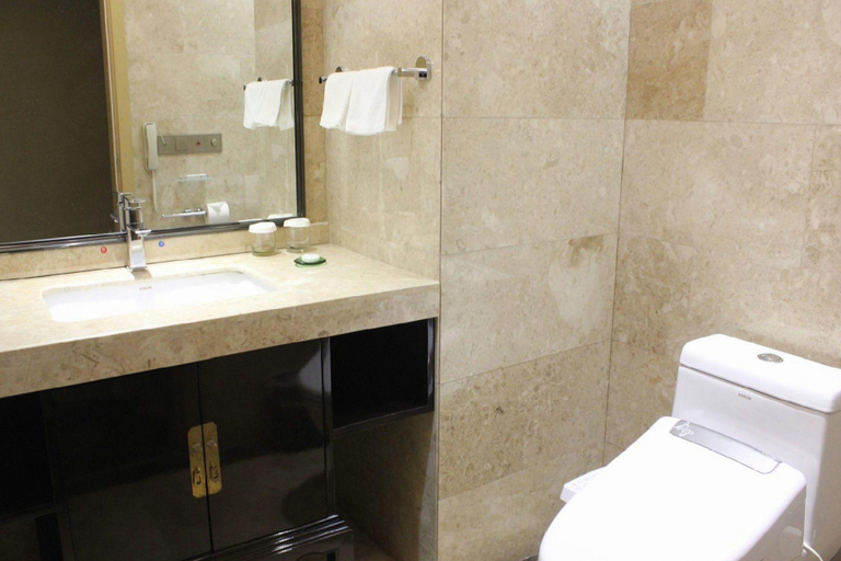 Bathroom 3, Baohai Hotel, Weihai