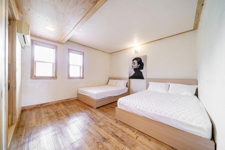 Bedroom 2, Ganghwado Vega Pension, Ganghwa