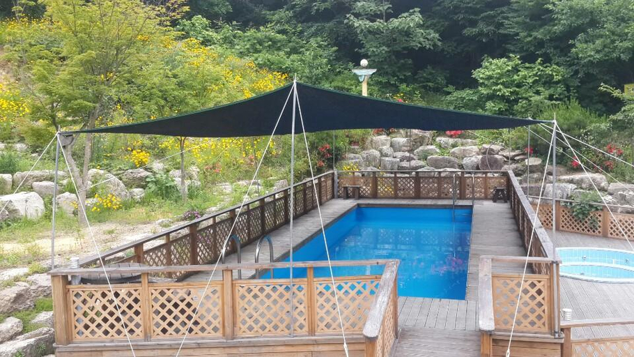 Sport & Beauty 4, Jangseong Sagyejeol Oncheon Pension, Jeongeup