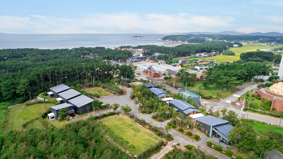 Others 3, Taean Merbelle Poolvilla, Taean