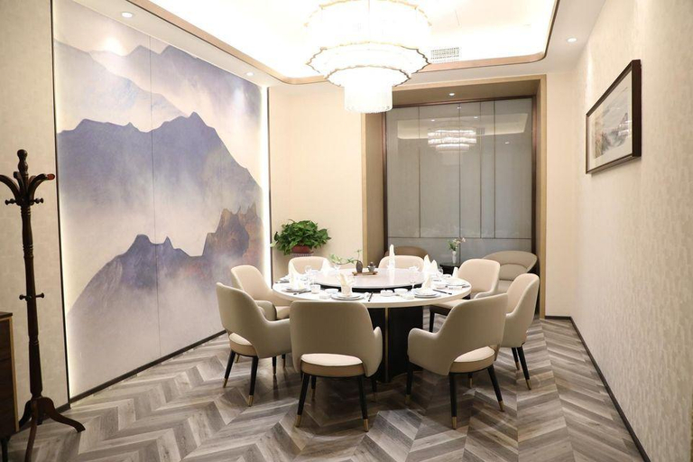 Others 2, Yizheng Hotel, Jinan