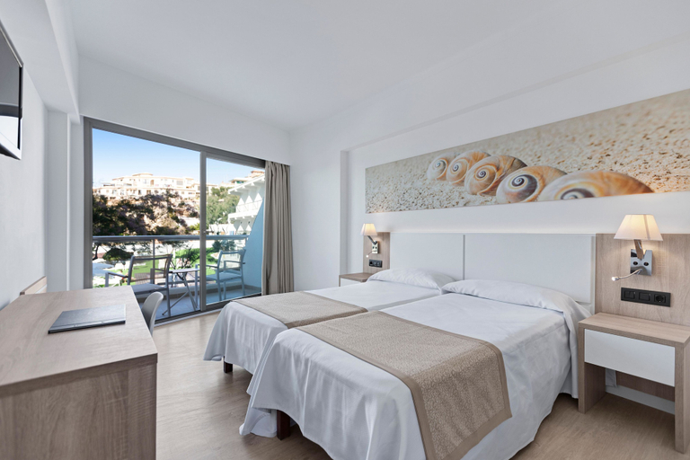 Bedroom 3, THB Cala Lliteras Hotel - Adults Only, Baleares