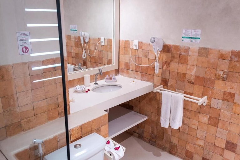 Bathroom 5, Pipa Privilege Suites, Tibau do Sul