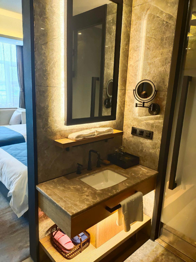 Bedroom 2, Weihai Xiangting Huahai Hotel, Weihai