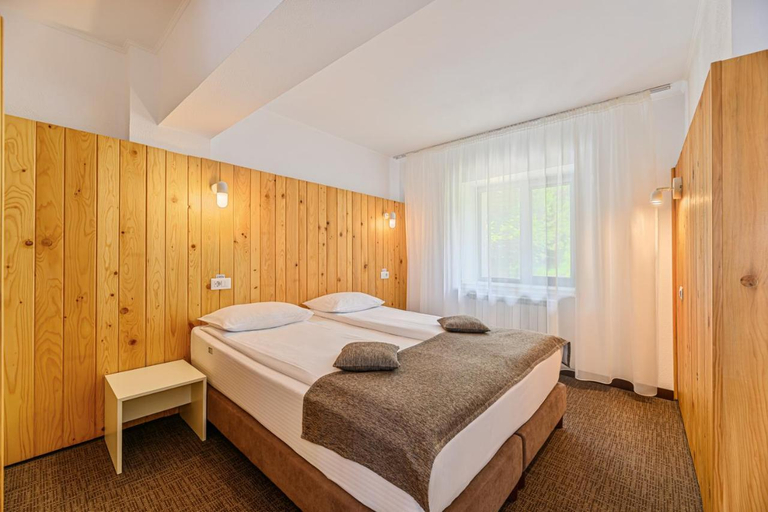 Bedroom 2, Complex Hotelier COTA O MIE, Moroeni