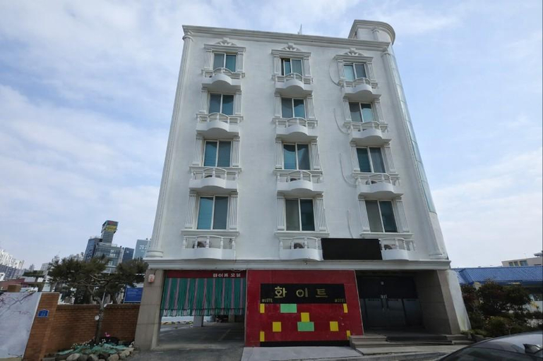 Exterior & Views 5, Buan White, Buan