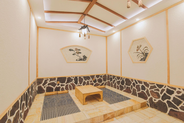 Bathroom 4, Taibai Holiday Hotel, Baoji