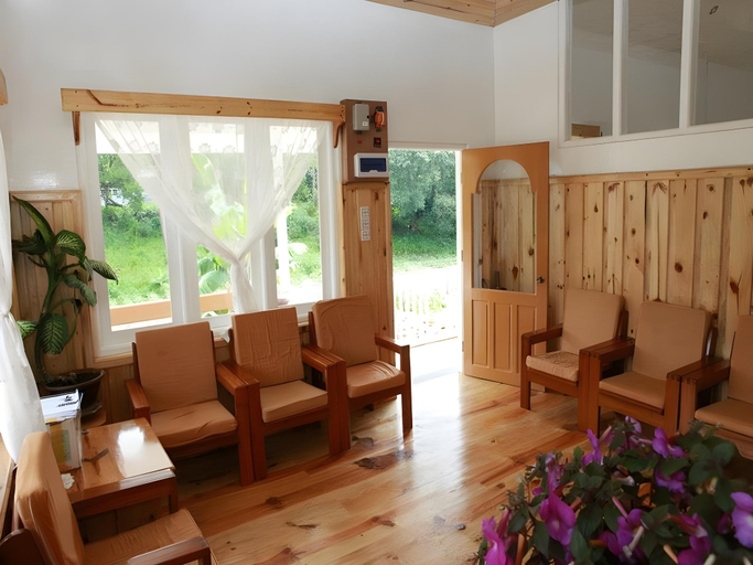Public Area, Green Haven Hotel, Taunggye