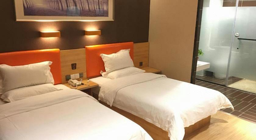 Bedroom 2, 7 Days Premium (Tangyin Yuefei Temple Scenic Area), Anyang