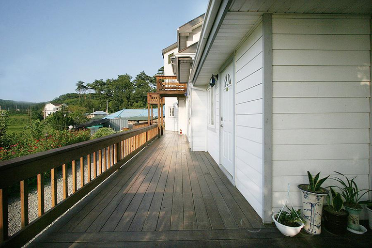 Others 5, Taean Mudflat Revitalization Pension, Taean