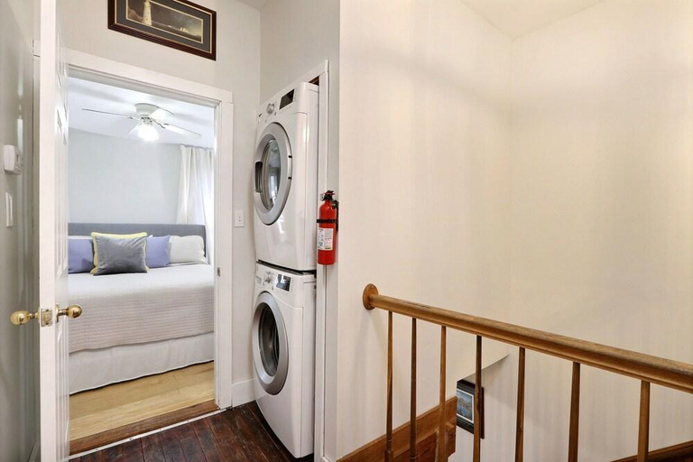 Bedroom 4, Gallery Stays - Pop Collection, Chatham