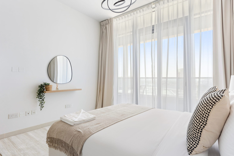 Room 4, Silkhaus 2bdr Retreat Julphar Tower Al Reem, Abu Dhabi City