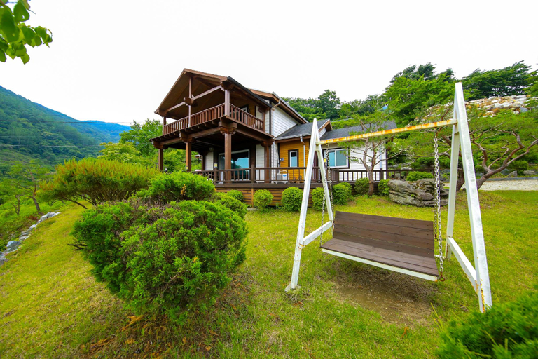 Exterior & Views 1, Chungju Seongsan Pension, Chungju