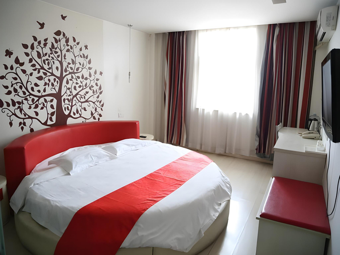 Bedroom 4, Thank Inn Plus Hotel QuFu Sankong, Jining