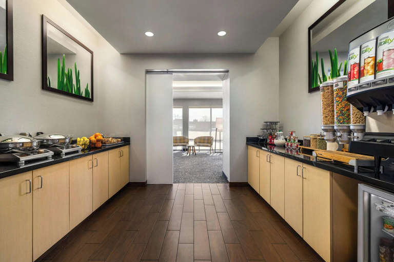 Food & Drinks 5, TownePlace Suites Dayton North, Montgomery