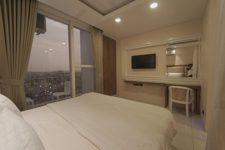 Bedroom 4, Myst, Sahibzada Ajit Singh Nagar