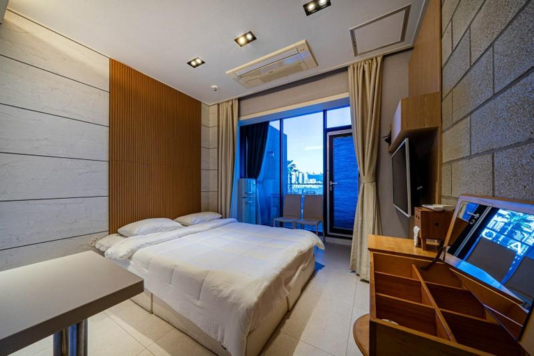 Bedroom 3, Busan Ragomare Pension, Gijang