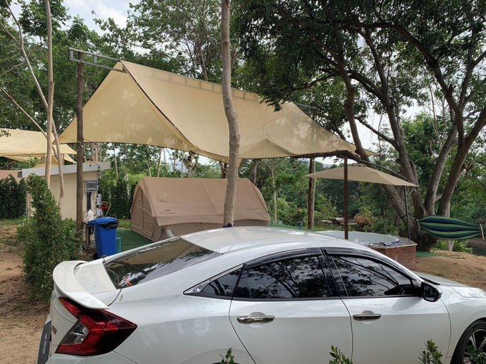 Property grounds 4, Riverside Glamping Resort Kanchanaburi, Muang Kanchanaburi