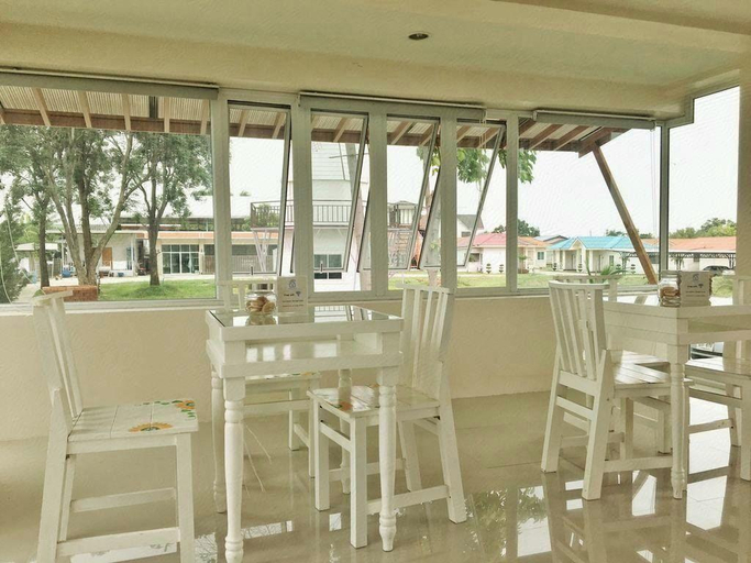 Food & Drinks 5, Wangpruksa Resort, Wang Muang