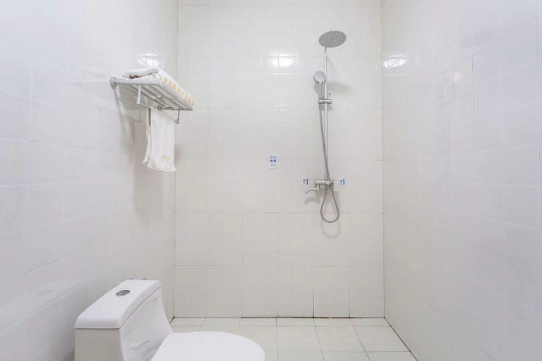 Bathroom, Zhongtian Business Hotel, Baoding