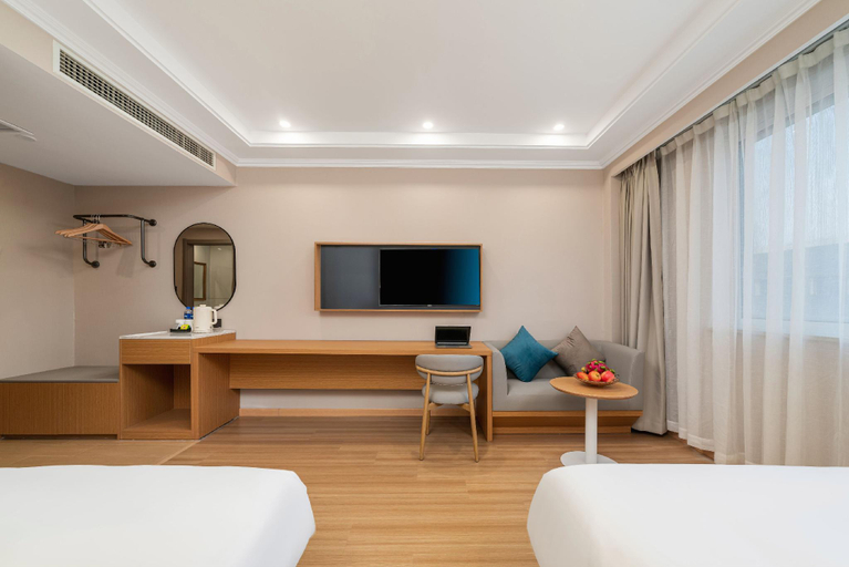 Bedroom 2, Lanwan Holiday Hotel, Xuzhou