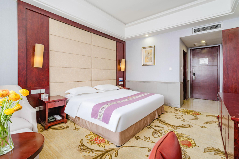 Bedroom 2, Binfen International Hotel, Weifang