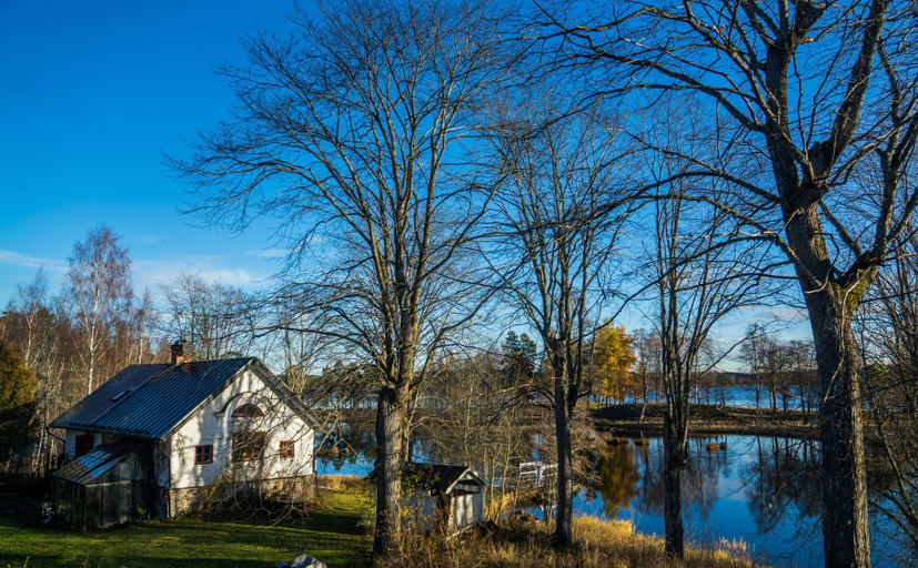 Exterior & Views 1, Romantic Spa Villa With Fireplace by the Lake, Hedemora