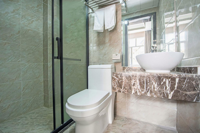 Bathroom, Mingcheng Hotel, Tongren