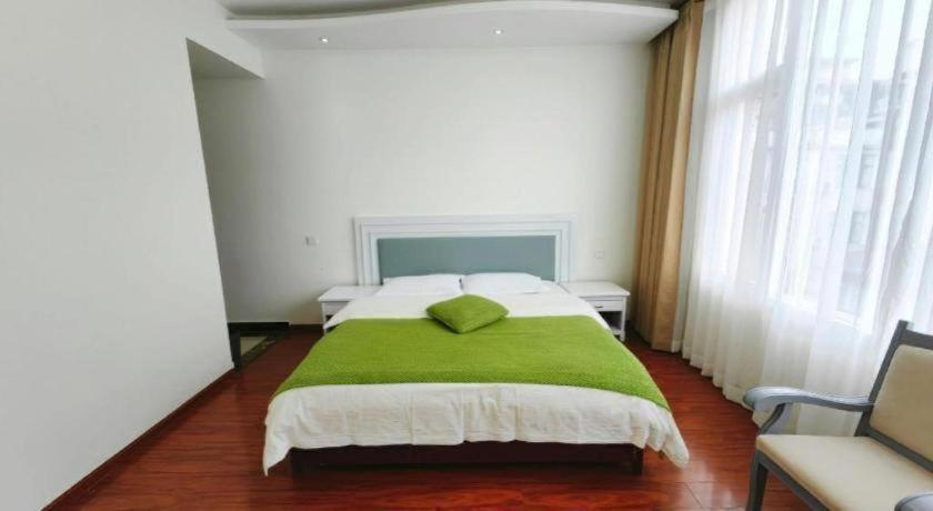 Bedroom 3, Mount Emei Fulin Hotel, Leshan