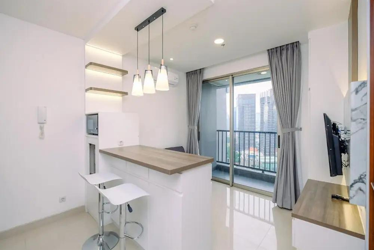 2, Stunning And Cozy 1Br Apartment At Ciputra World 2, Jakarta Barat