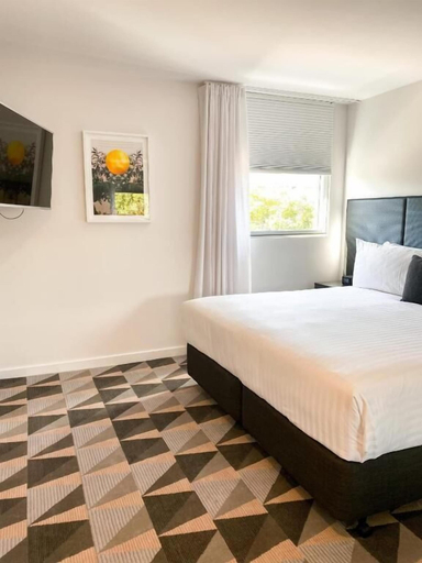 Bedroom 4, The Gem Hotel, Griffith