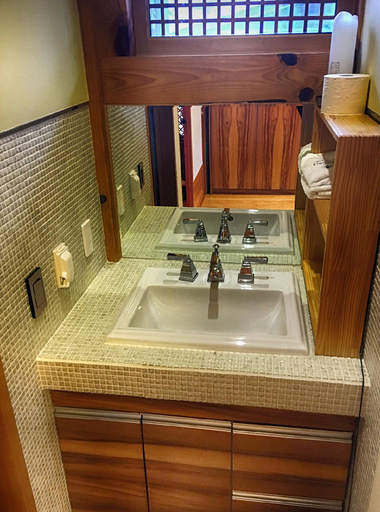 Bathroom 2, Jeonju Iodang Pension, Jeonju