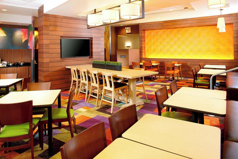 Food & Drinks 5, Fairfield Inn & Suites Parsippany, Morris