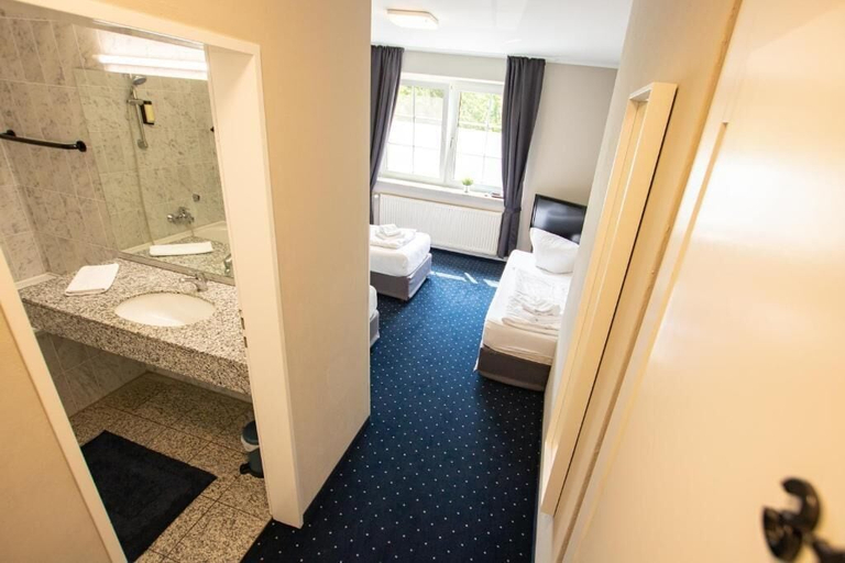Bedroom 2, Hotel El Capitan, Wesel
