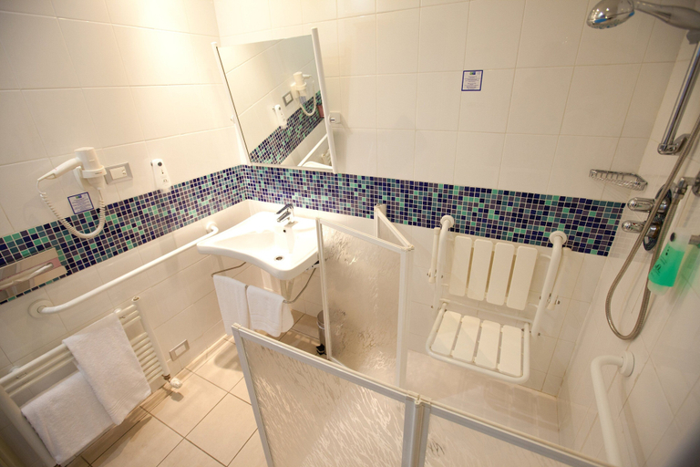 Bathroom 5, Holiday Inn Express REGGIO EMILIA, Reggio Nell'Emilia