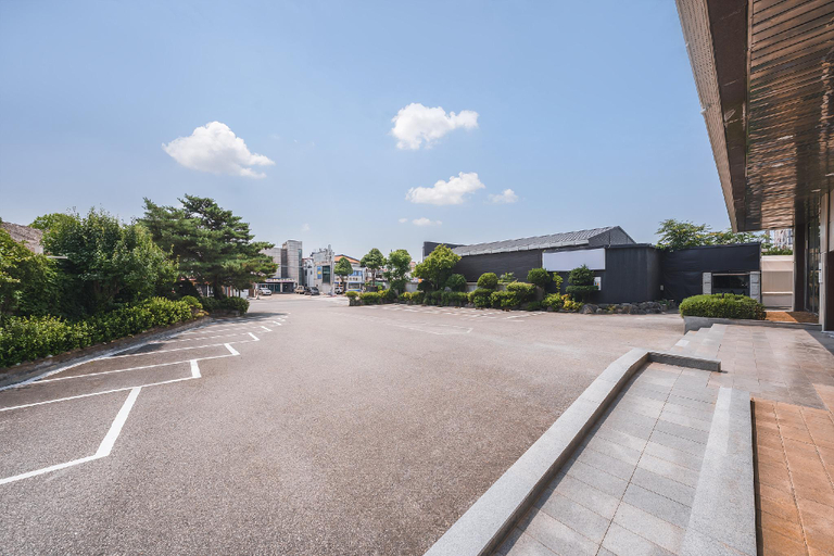 Exterior & Views 2, Chungju Grand Hotel, Chungju